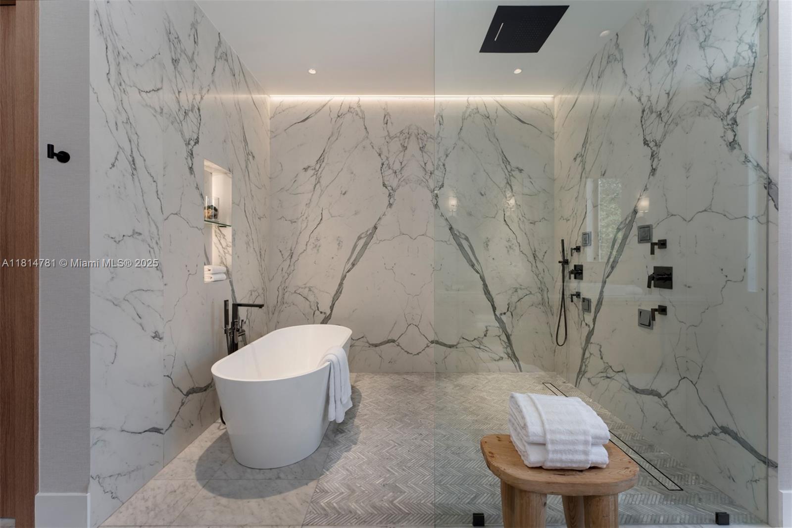 6730 SW 115th St Pinecrest, FL 33156