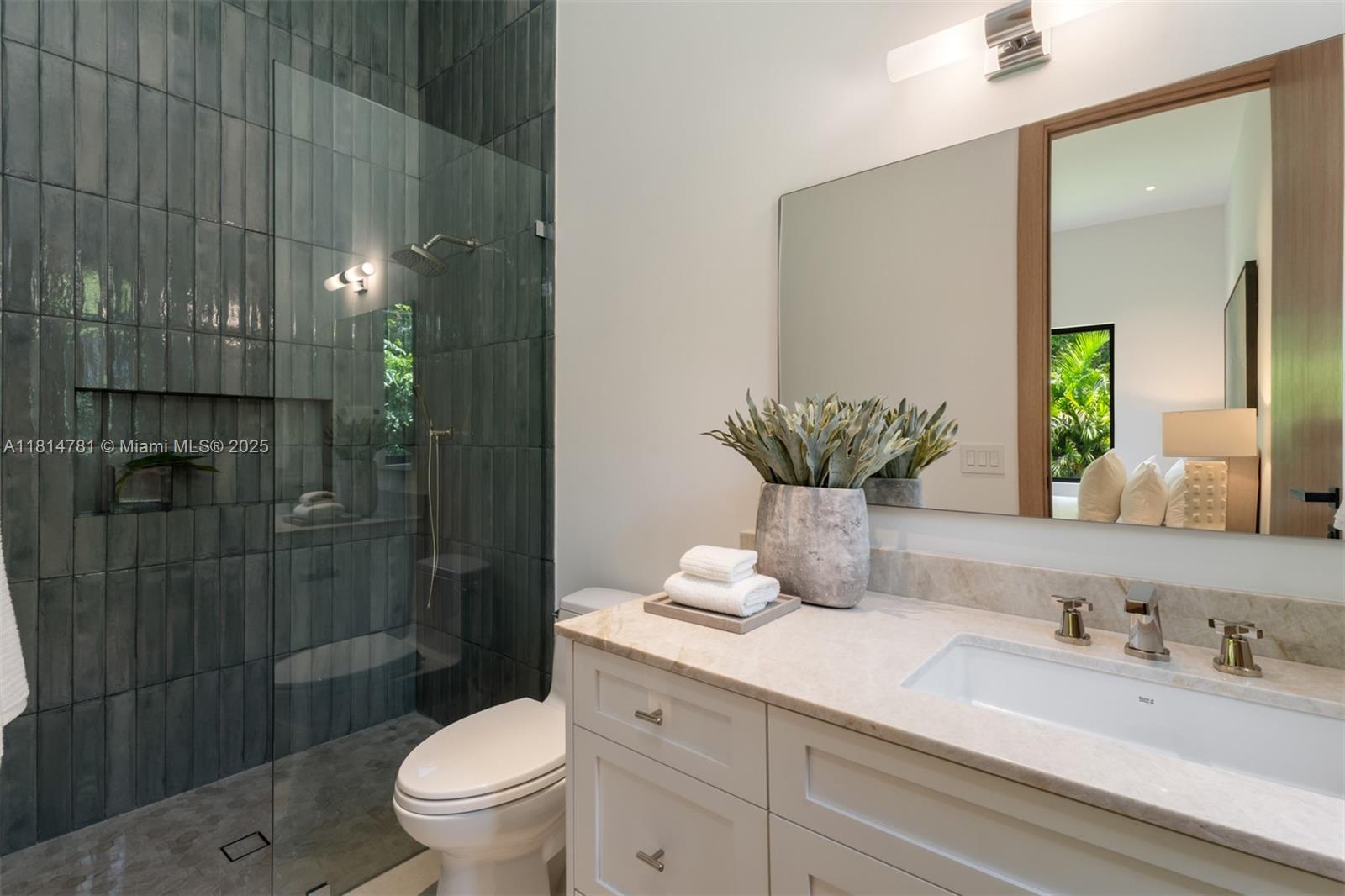 6730 SW 115th St Pinecrest, FL 33156