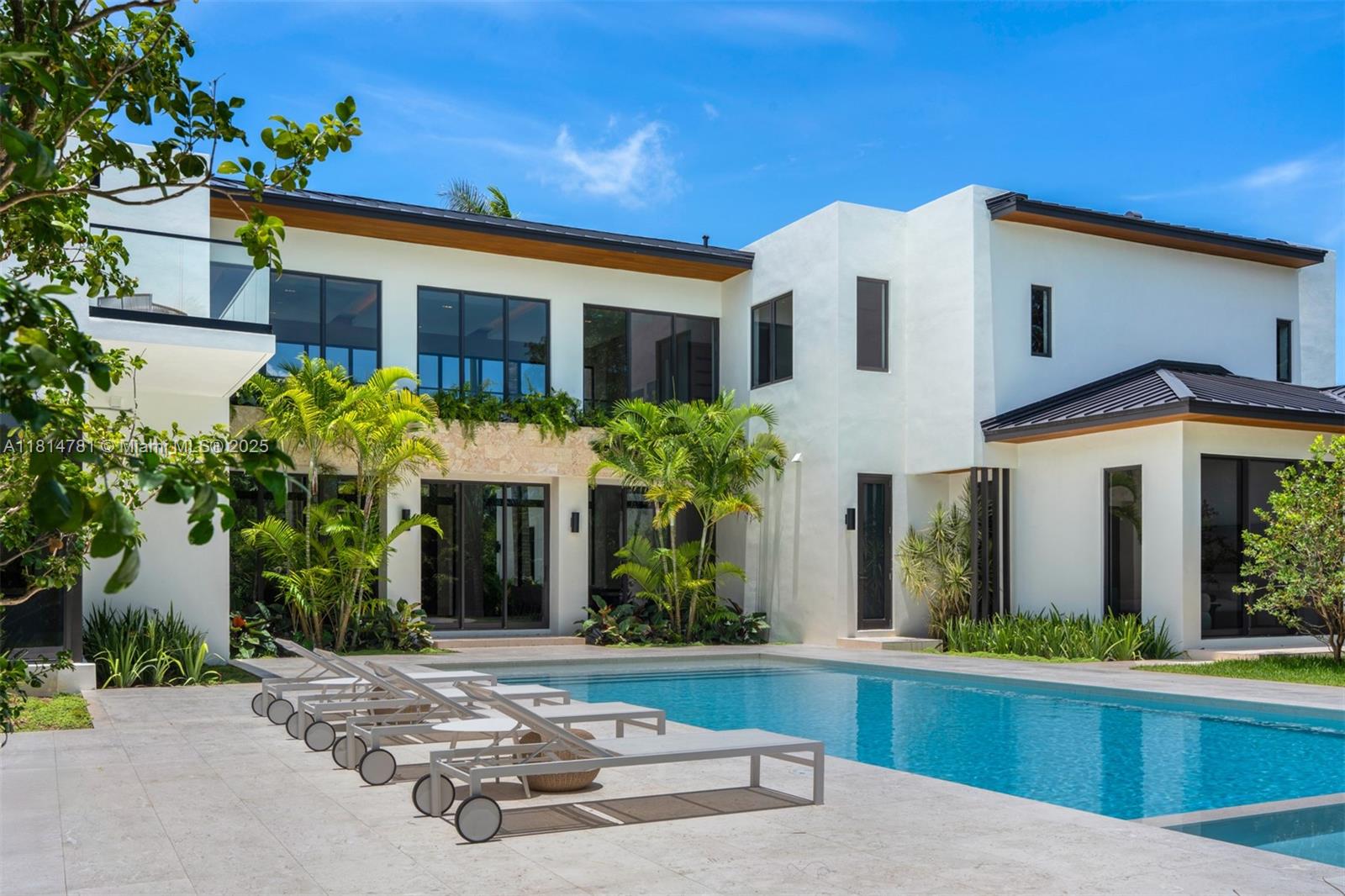 6730 SW 115th St Pinecrest, FL 33156