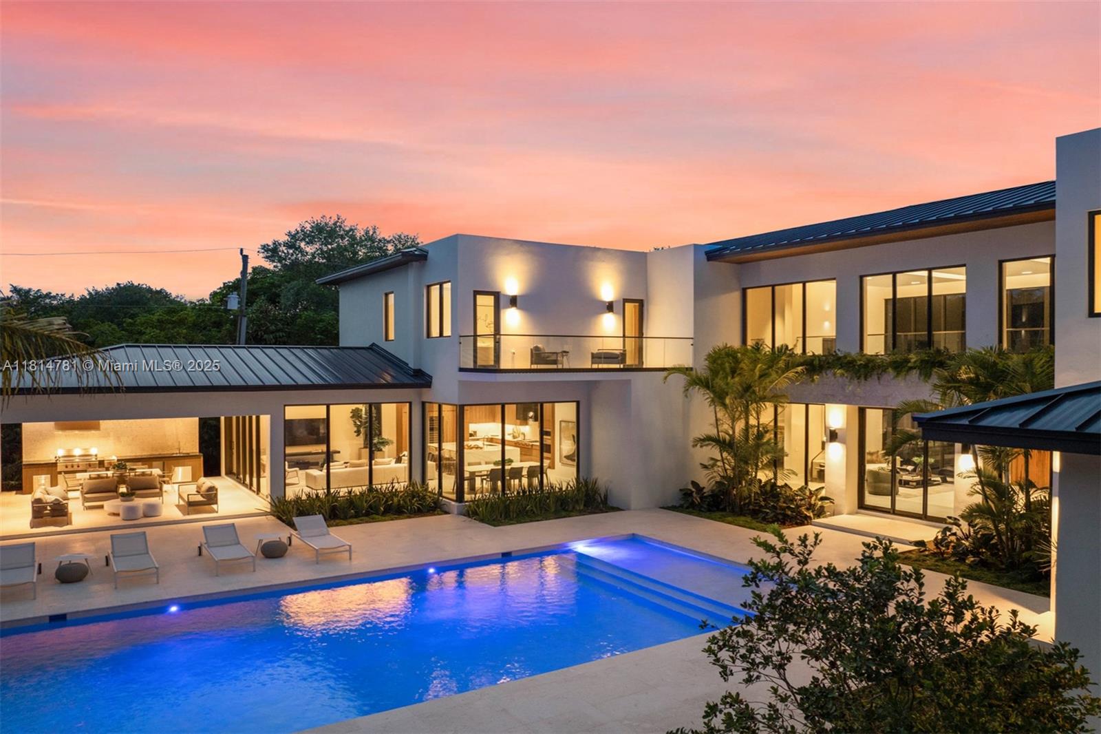 6730 SW 115th St Pinecrest, FL 33156