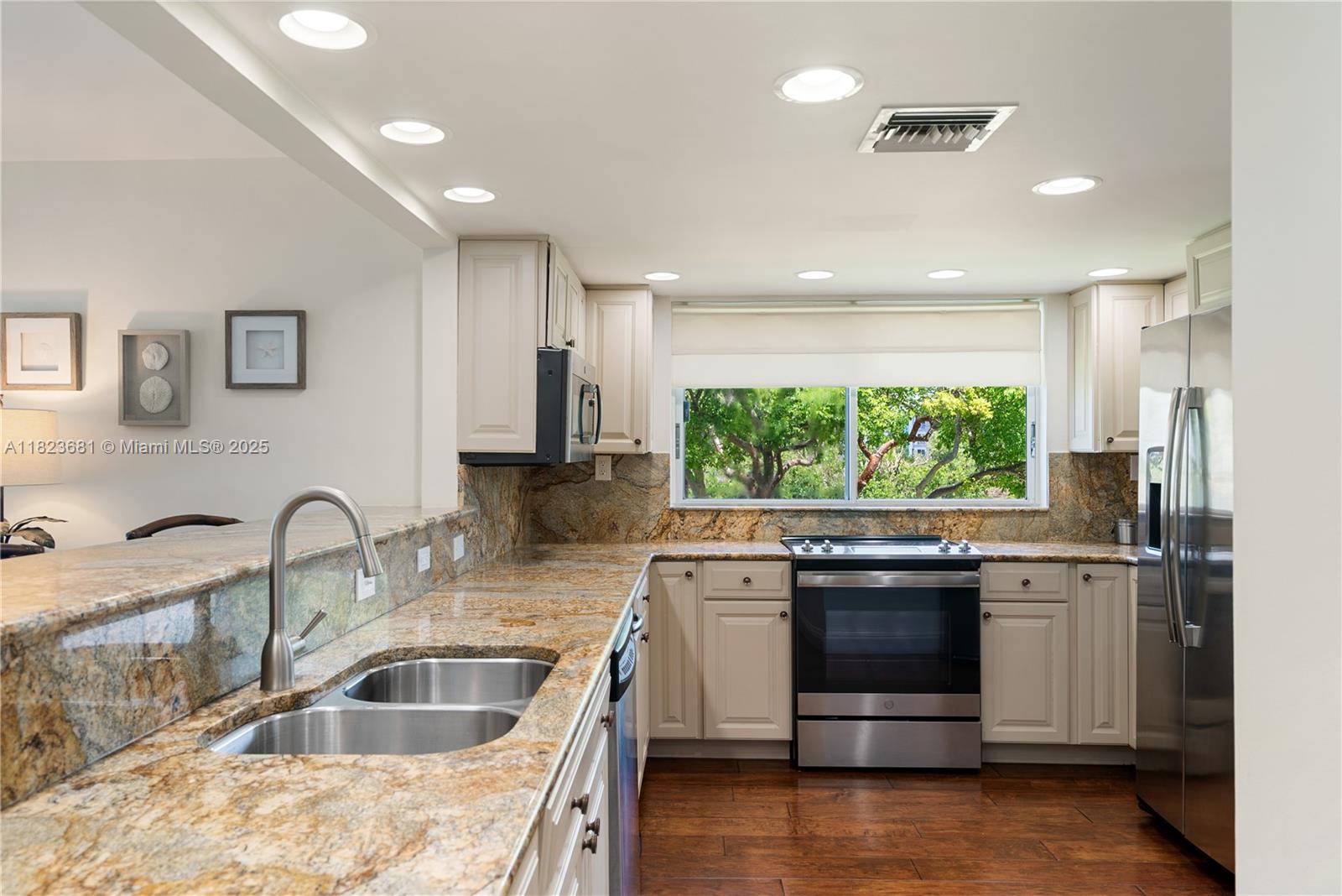 95 Coco Plum Dr #1A Marathon, FL 33050