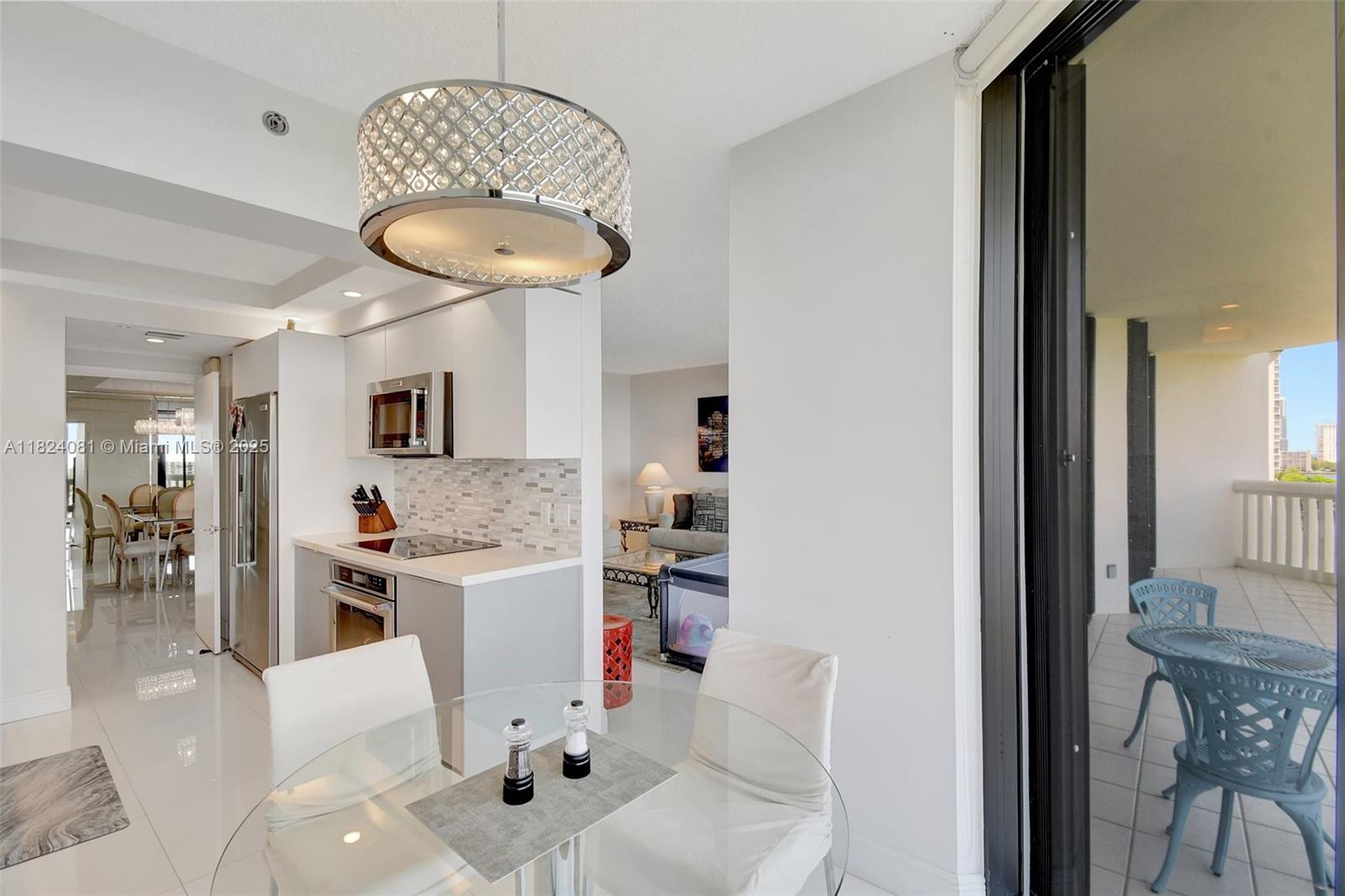 2000 Island Blvd #808,Aventura, FL 33160