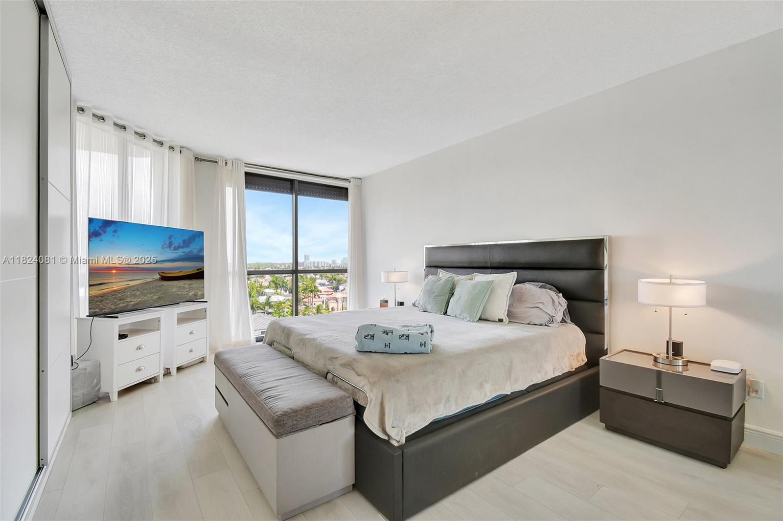 2000 Island Blvd #808,Aventura, FL 33160