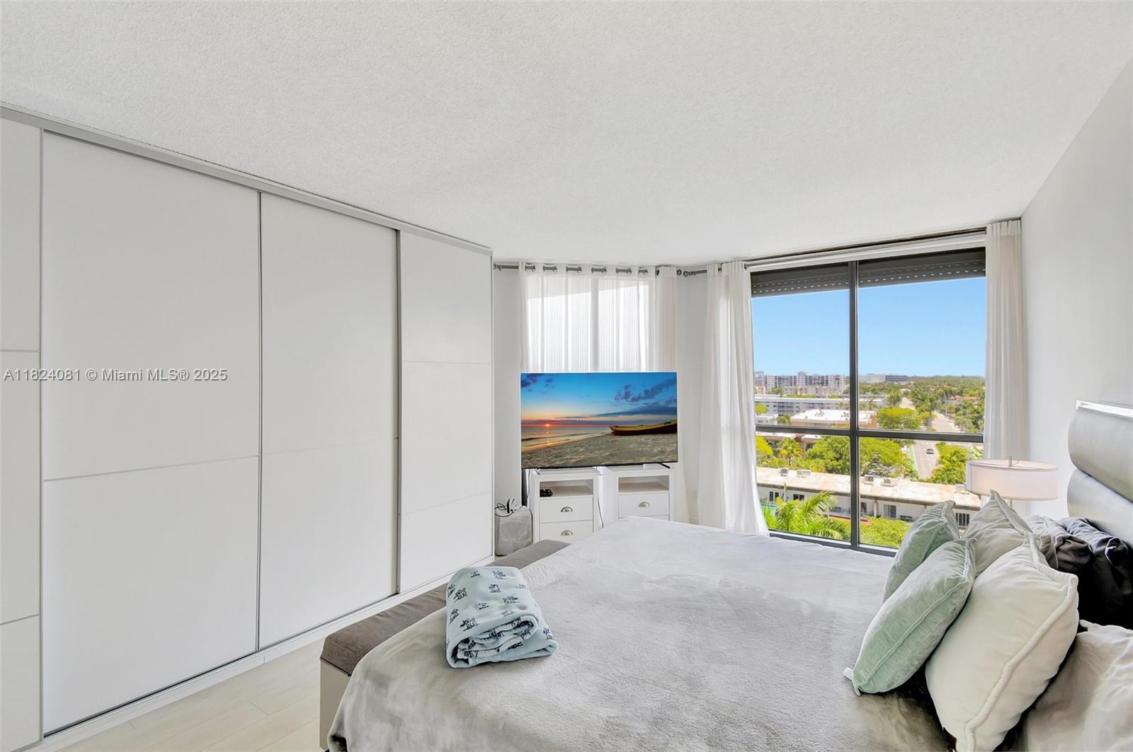 2000 Island Blvd #808,Aventura, FL 33160