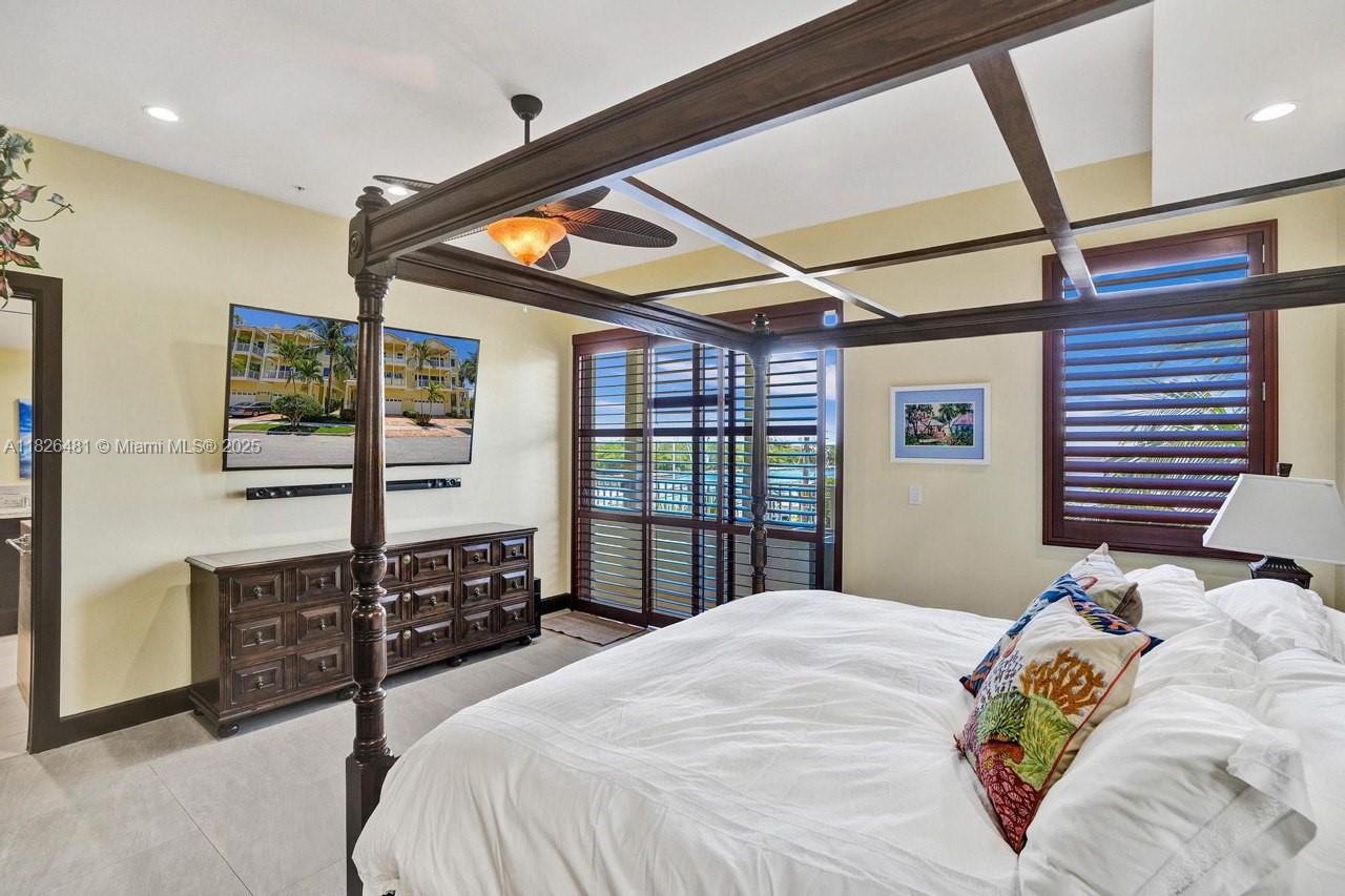 346 N Elm St #A-10 Hollywood, FL 33019