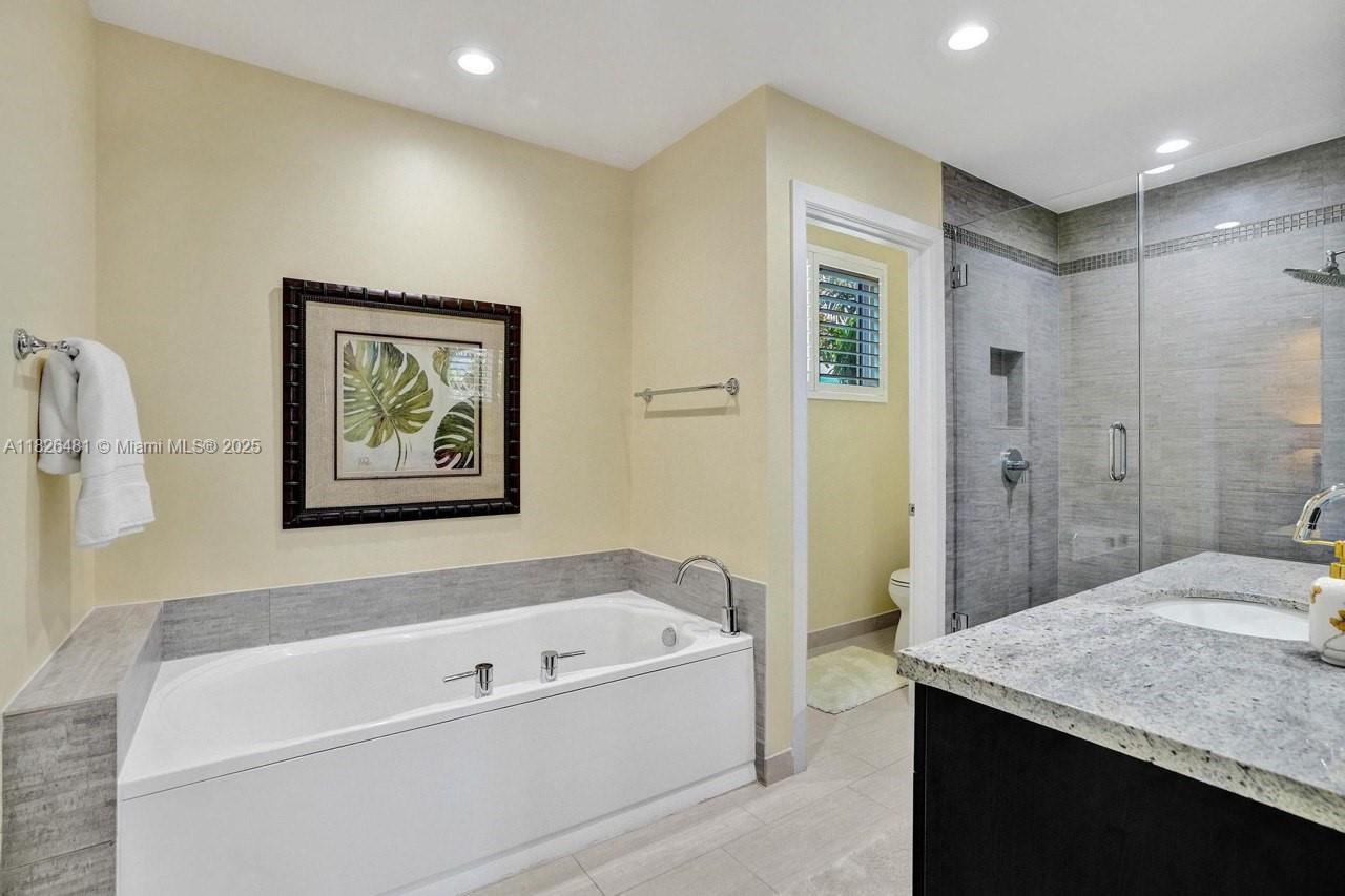 346 N Elm St #A-10 Hollywood, FL 33019