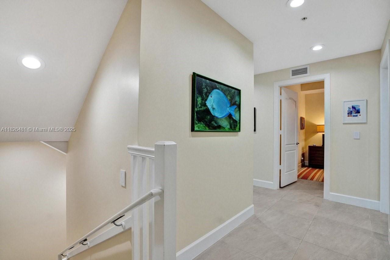 346 N Elm St #A-10 Hollywood, FL 33019