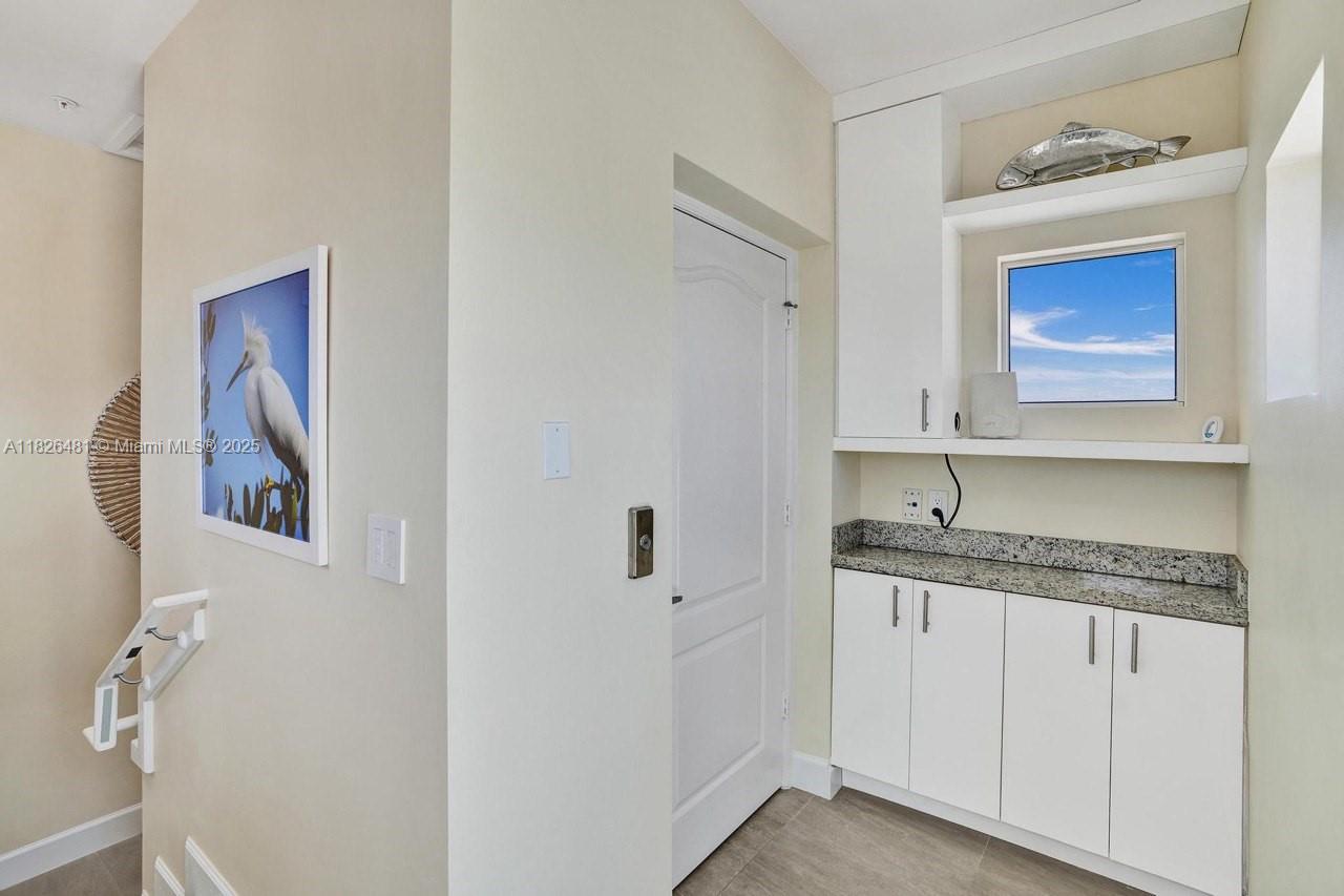 346 N Elm St #A-10 Hollywood, FL 33019