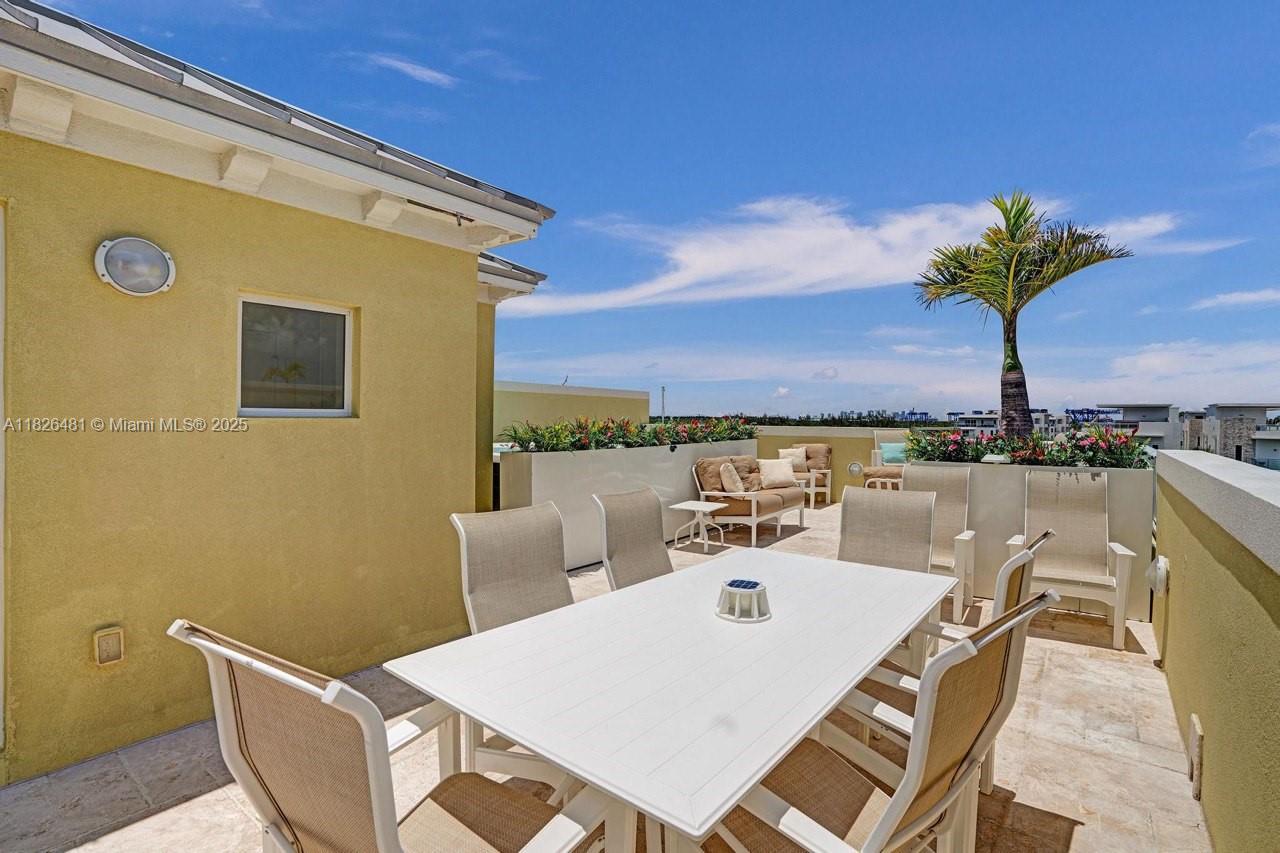 346 N Elm St #A-10 Hollywood, FL 33019