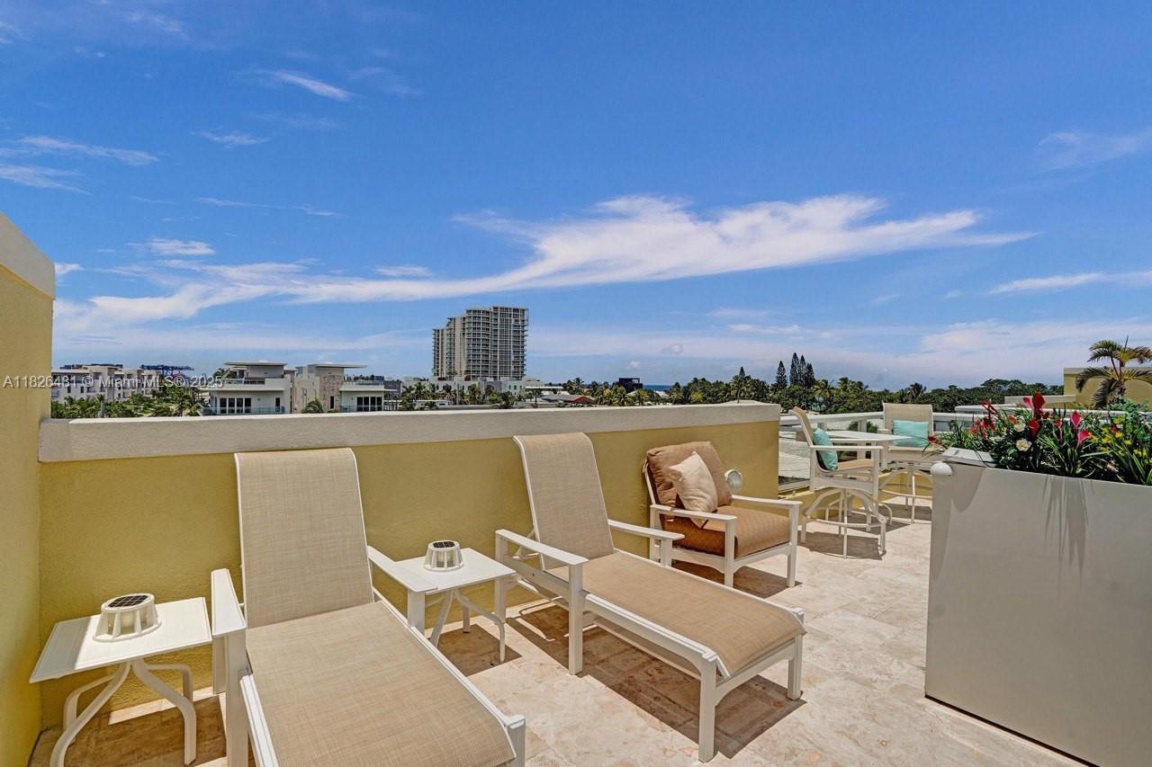 346 N Elm St #A-10 Hollywood, FL 33019