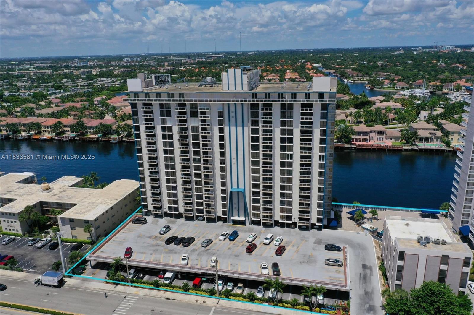 1600 S Ocean Dr #5B