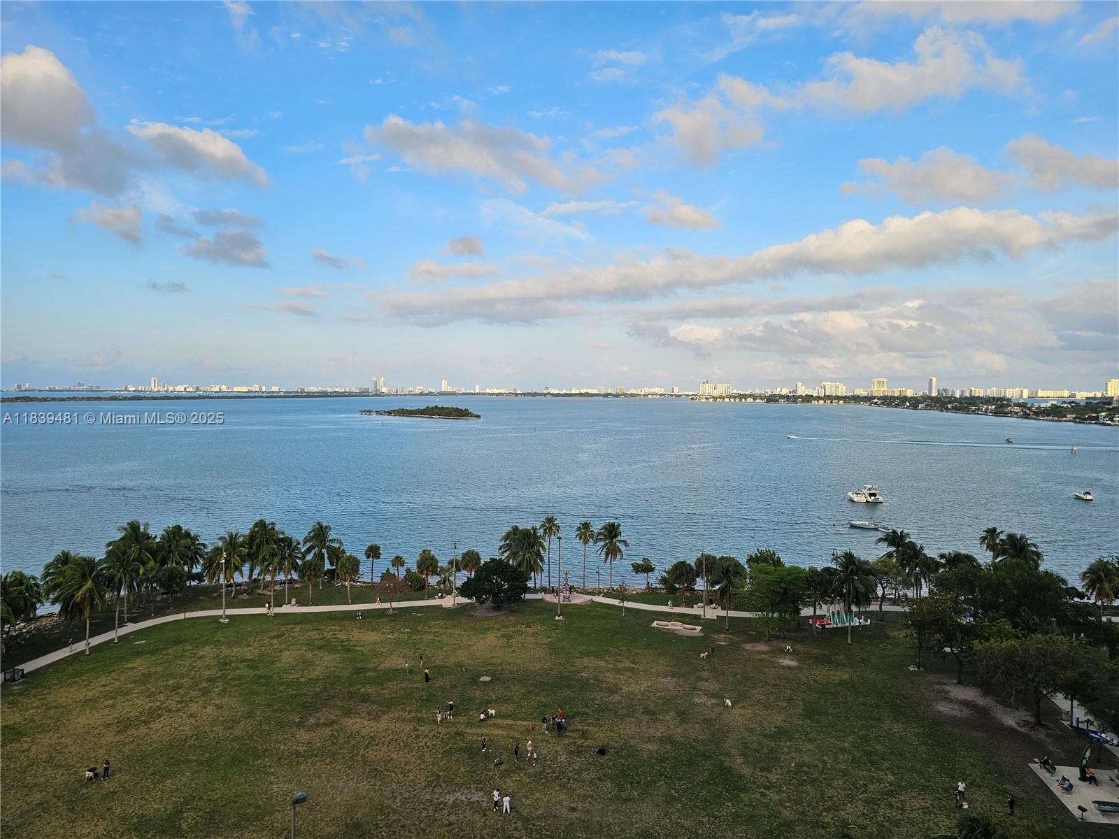 image Quantum On The Bay25