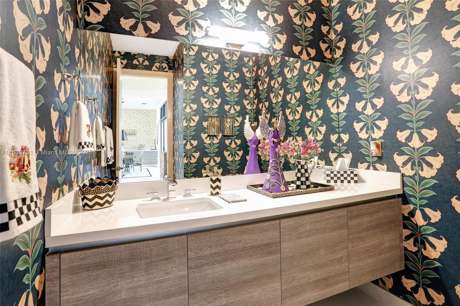 16709 Botaniko Dr N Weston, FL 33326