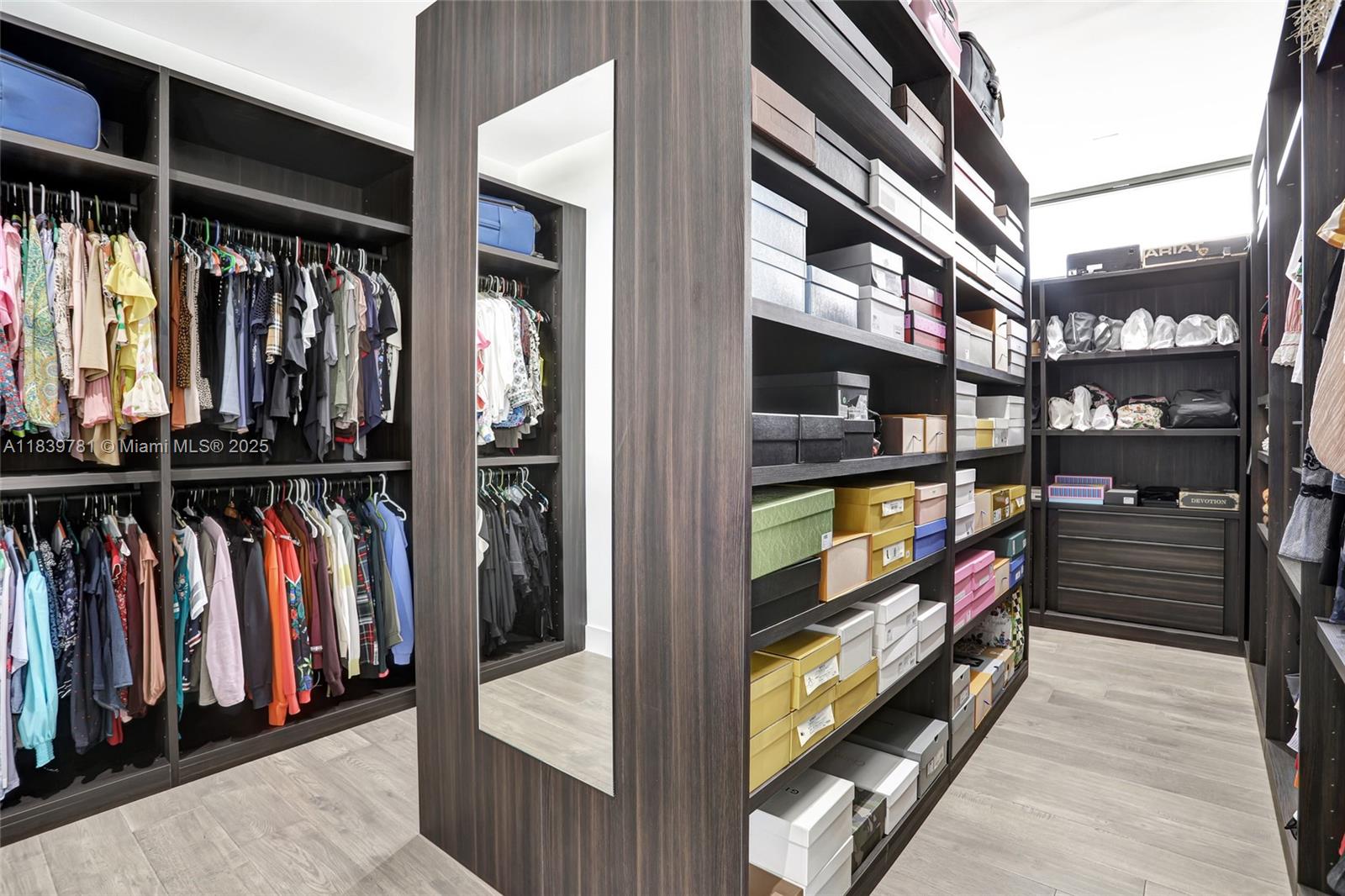 16709 Botaniko Dr N Weston, FL 33326