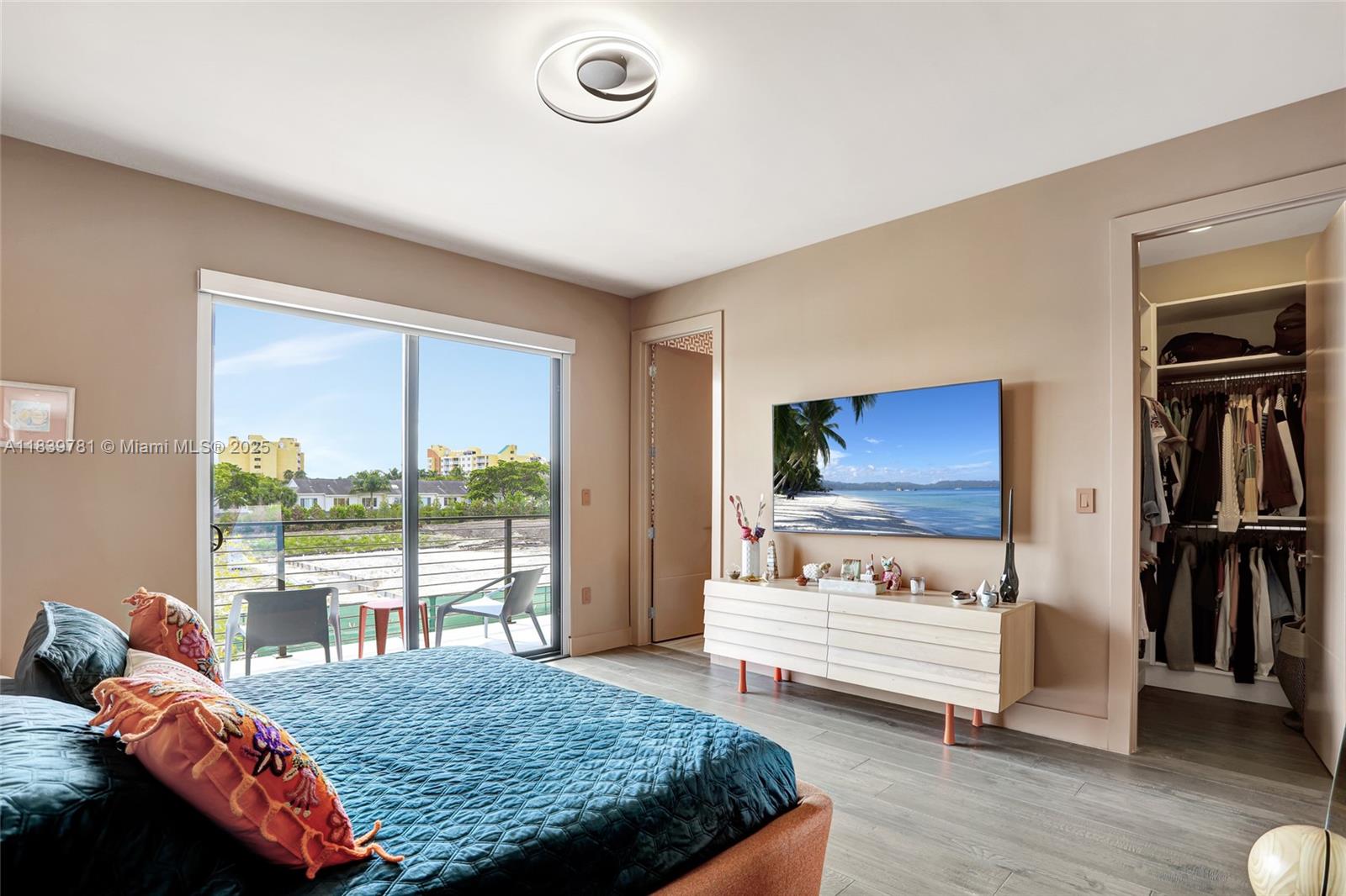 16709 Botaniko Dr N Weston, FL 33326