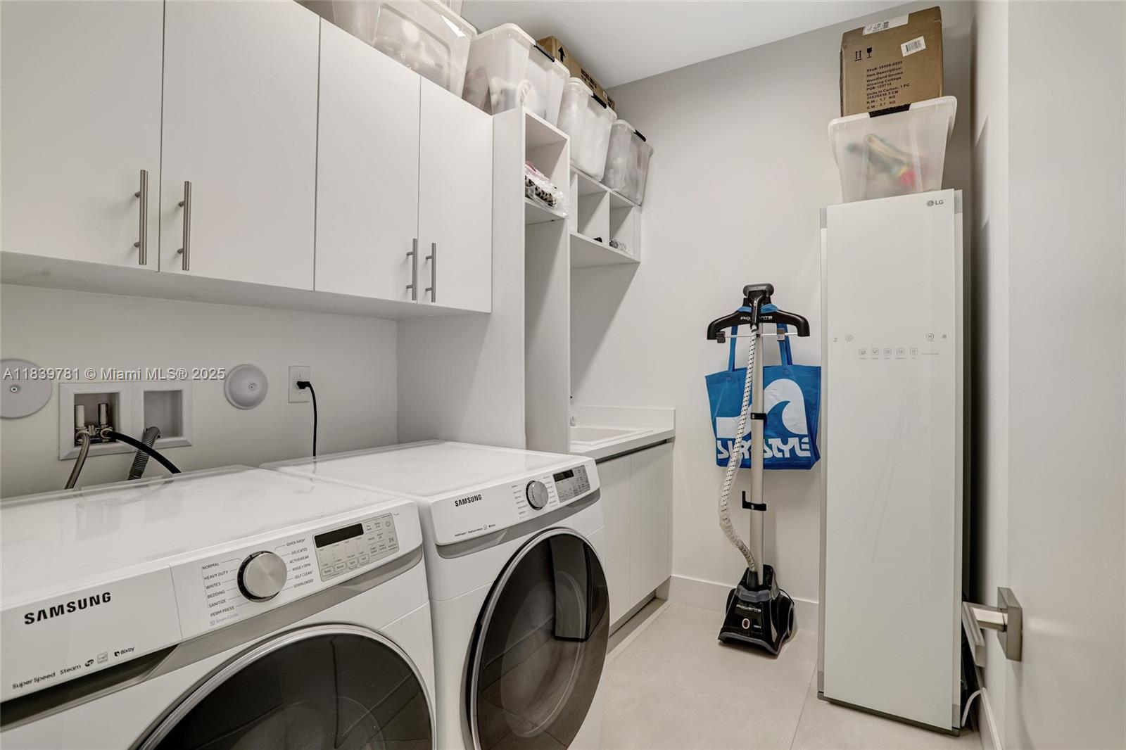 16709 Botaniko Dr N Weston, FL 33326