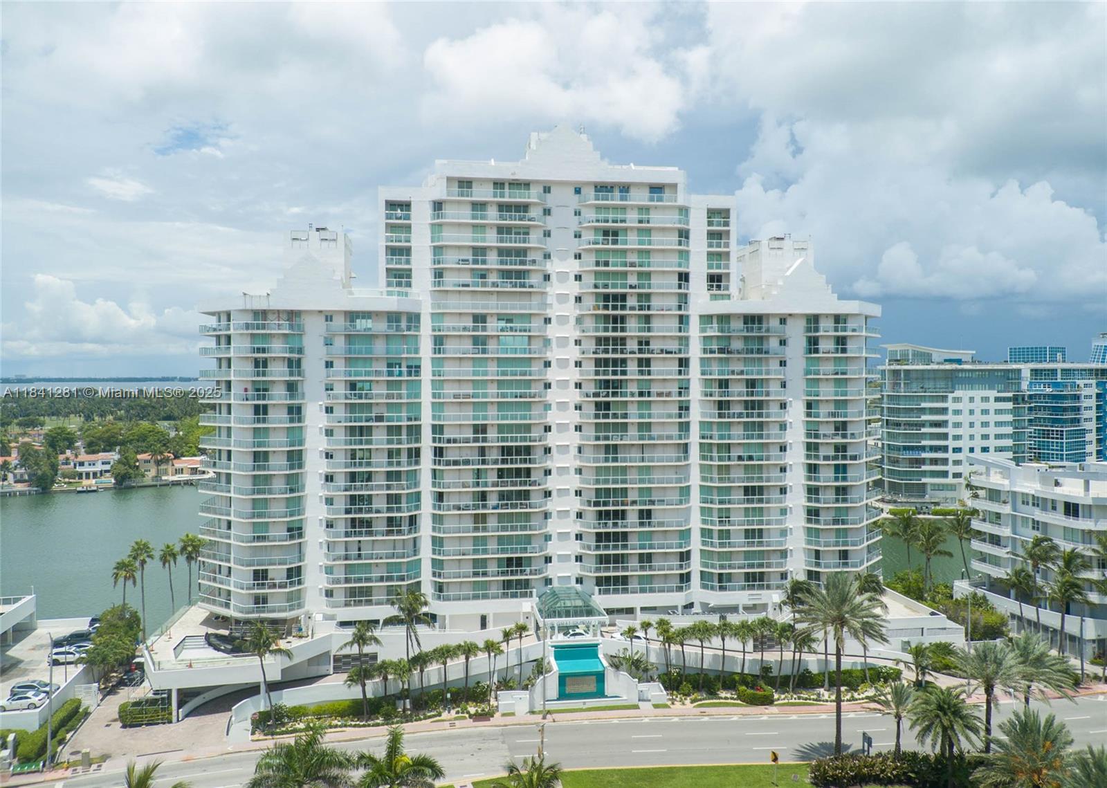 5900 Collins Ave #1904