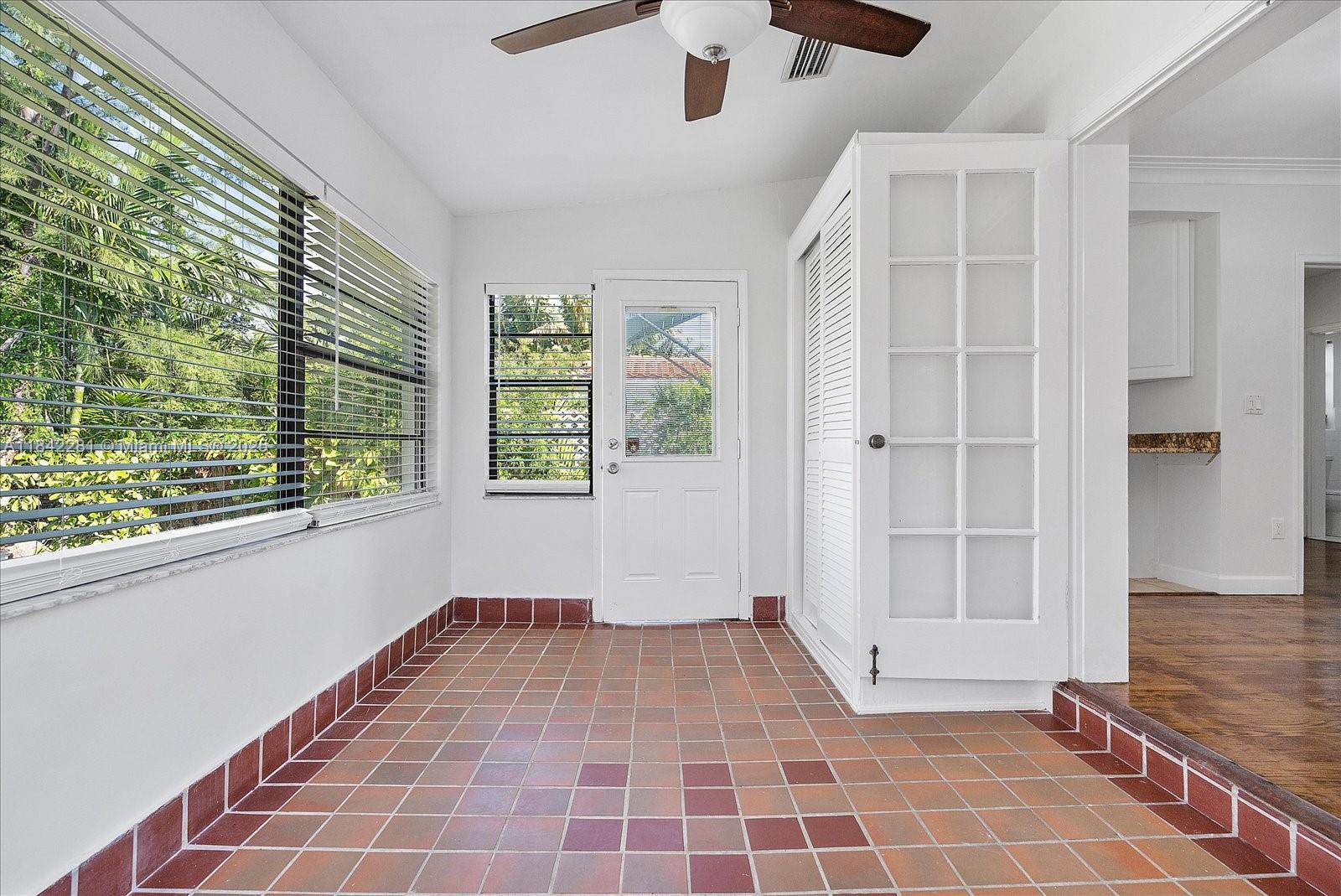 8826 Emerson Ave Surfside, FL 33154