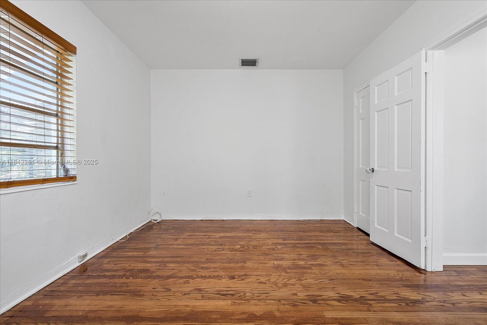 8826 Emerson Ave Surfside, FL 33154