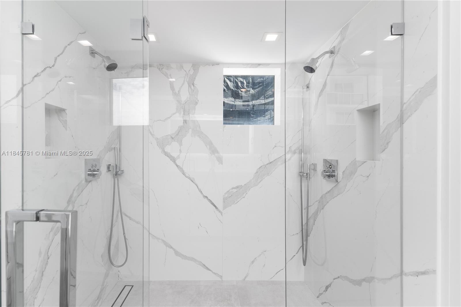 image Sunset Harbour South10