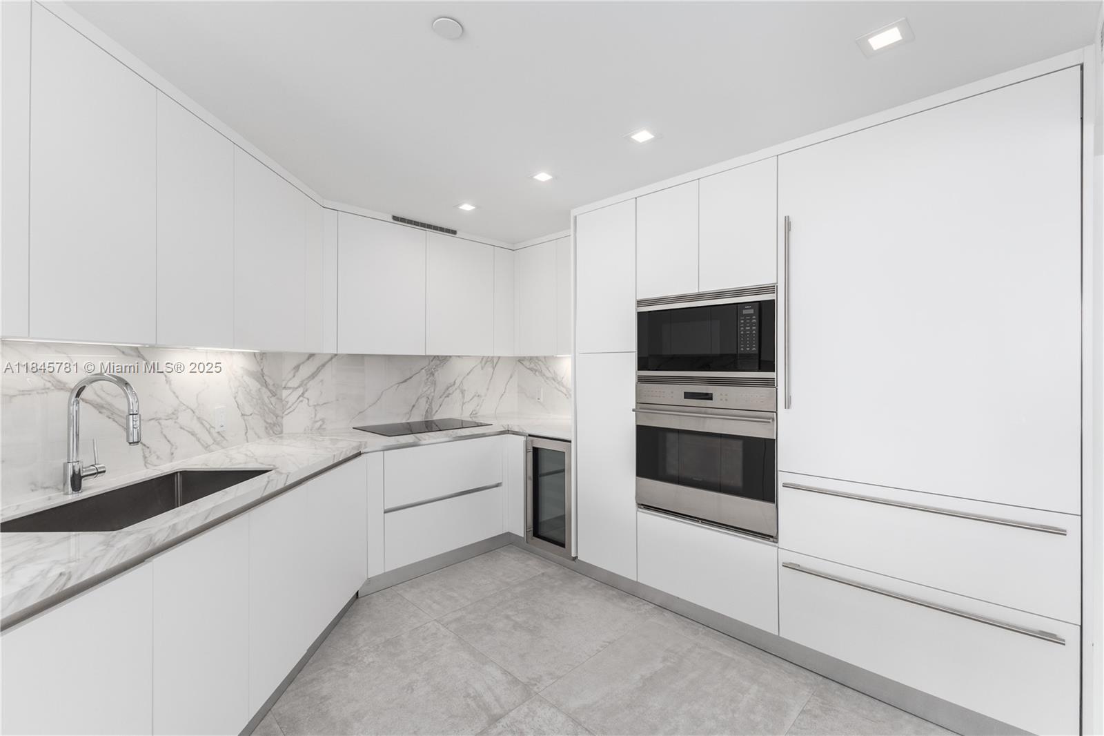 image Sunset Harbour South20