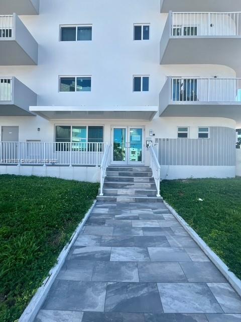 7125 Bonita Dr #202