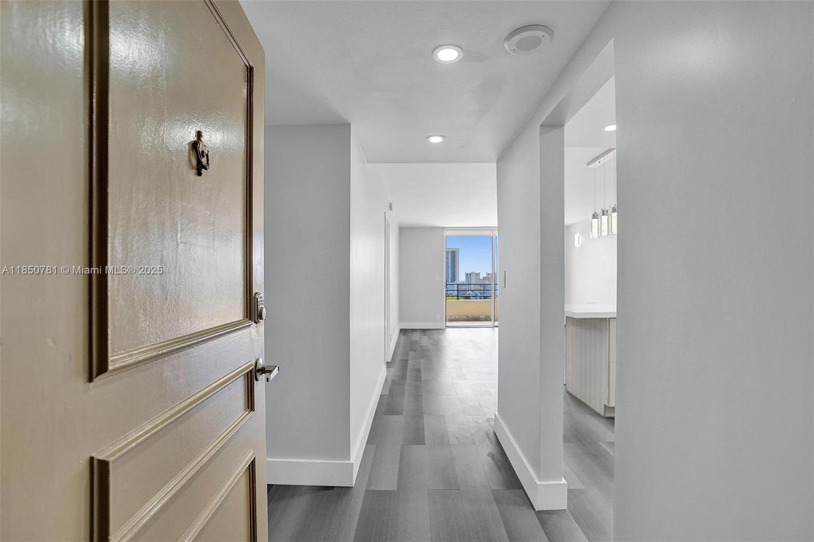 500 Three Iss Blvd #1201
