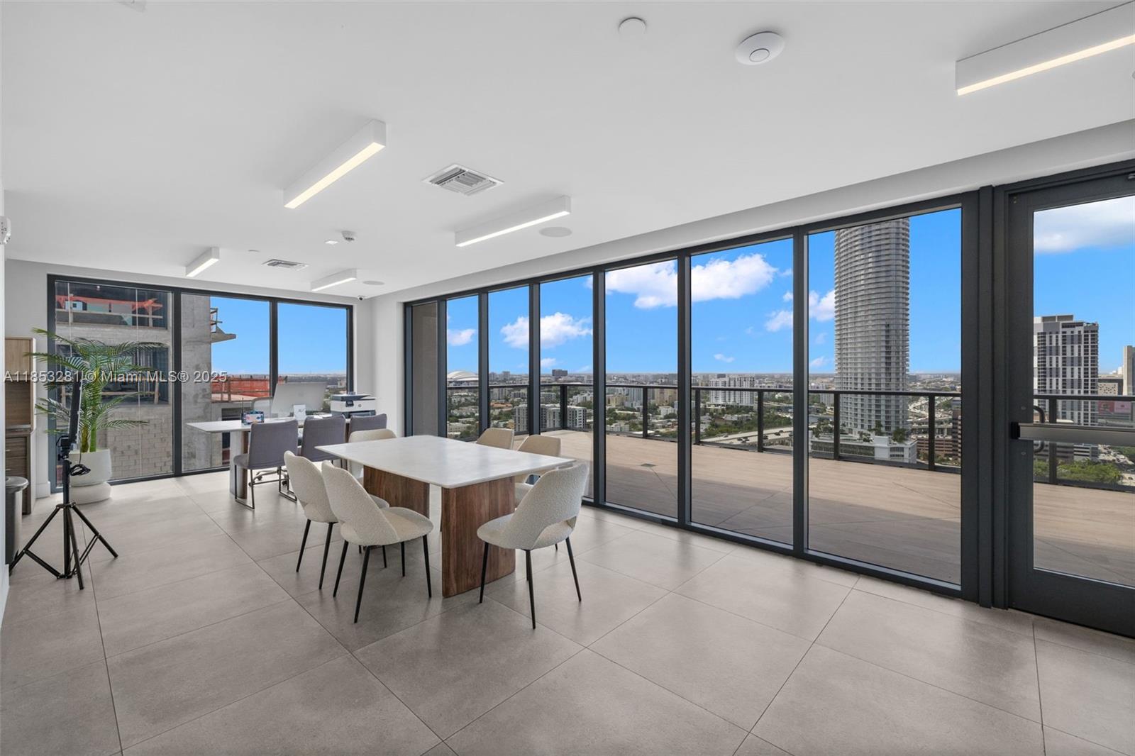 image Smart Brickell13
