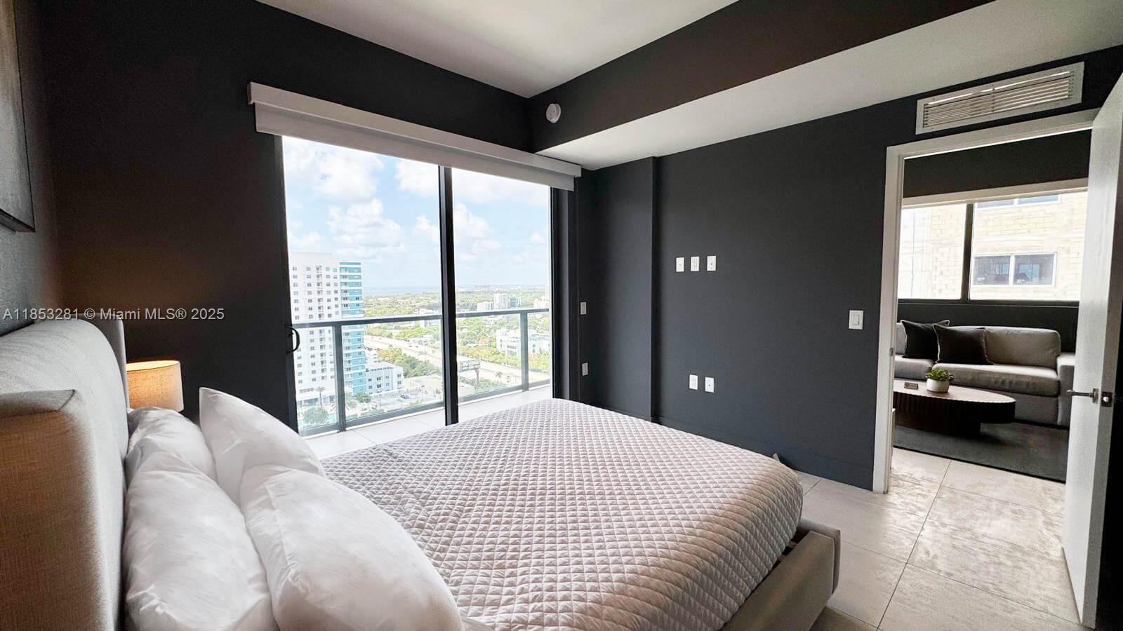 image Smart Brickell2