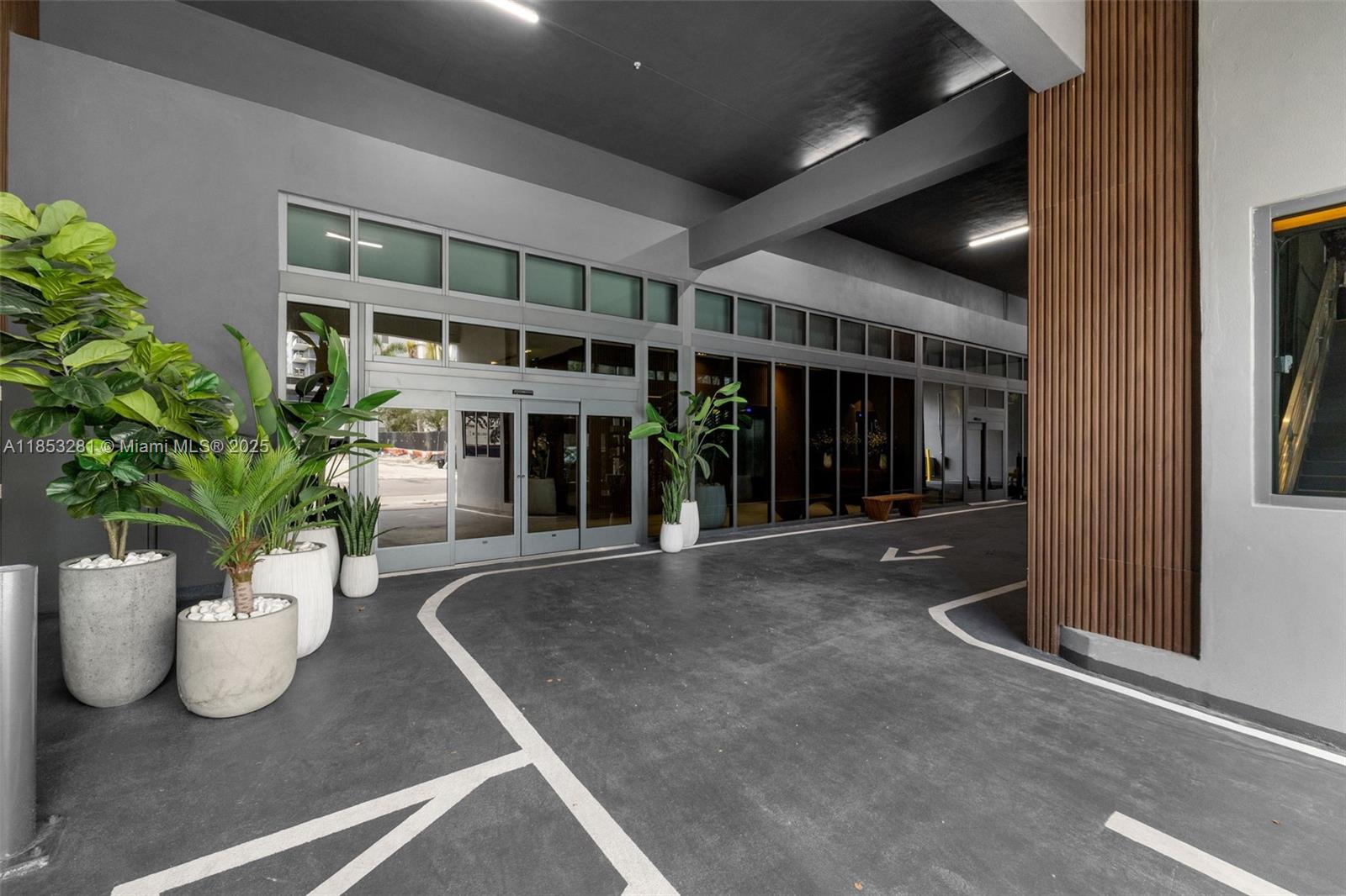 image Smart Brickell34