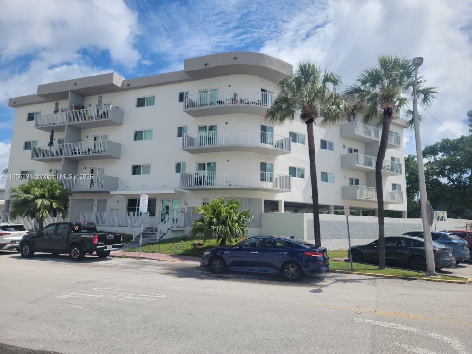 7125 Bonita Dr #402