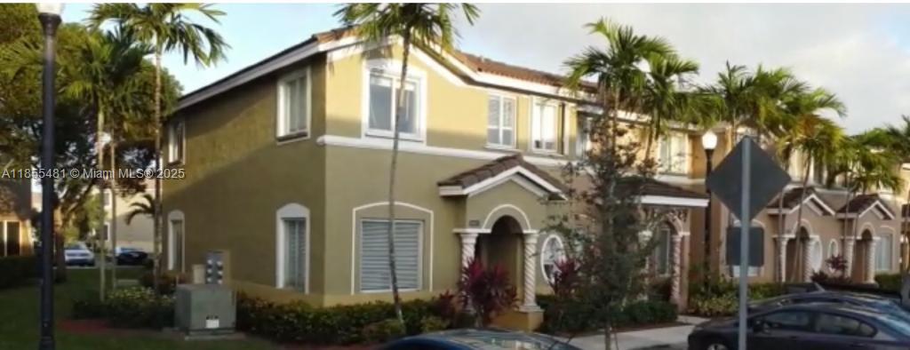 1021 SE 23rd Ave #1
