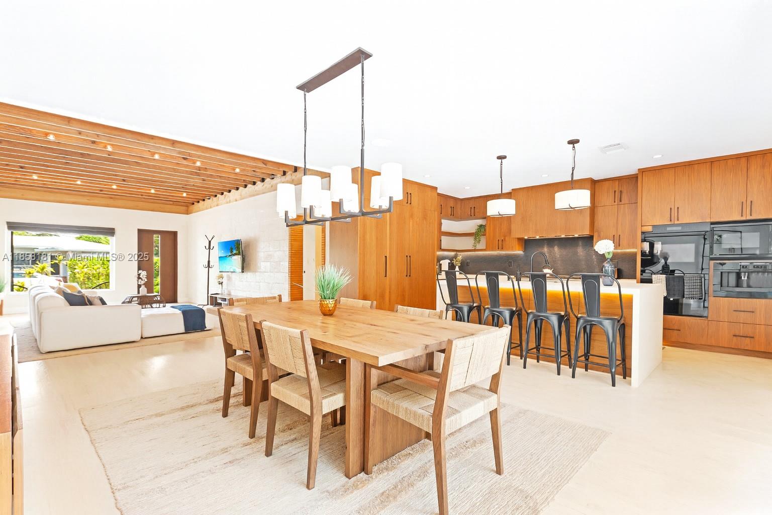 9065 Emerson Ave Surfside, FL 33154