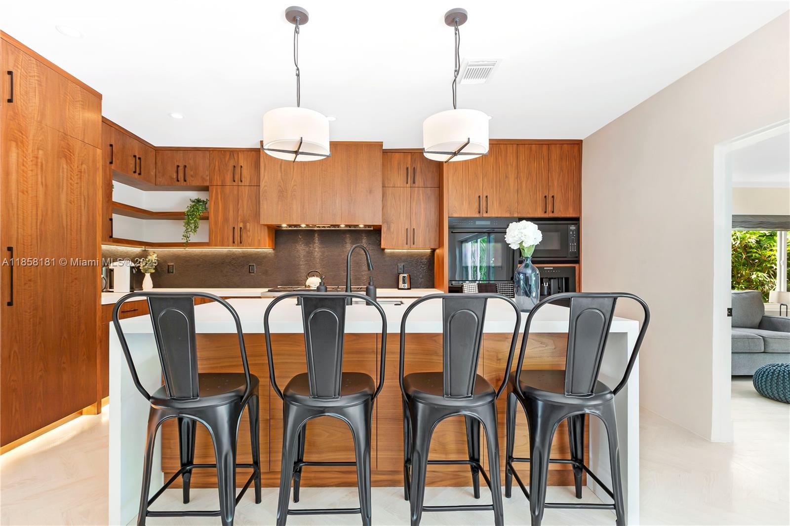 9065 Emerson Ave Surfside, FL 33154