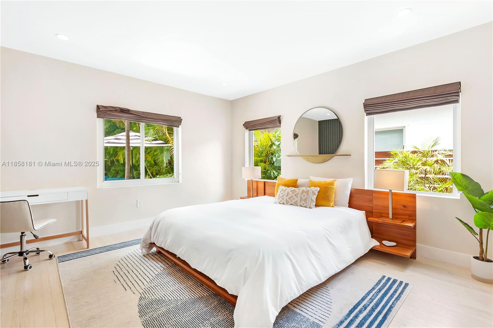 9065 Emerson Ave Surfside, FL 33154