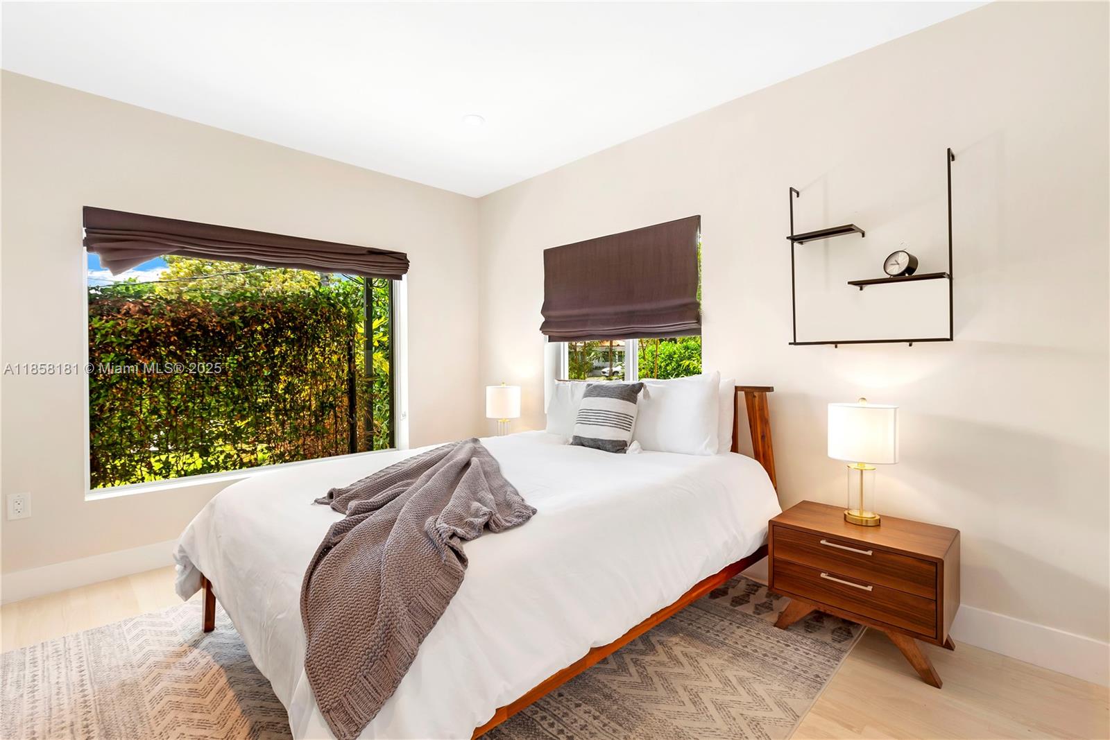 9065 Emerson Ave Surfside, FL 33154