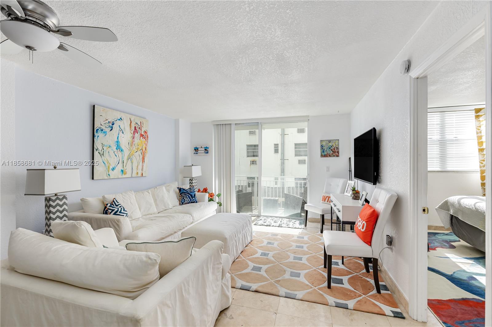 345 Ocean Dr #211