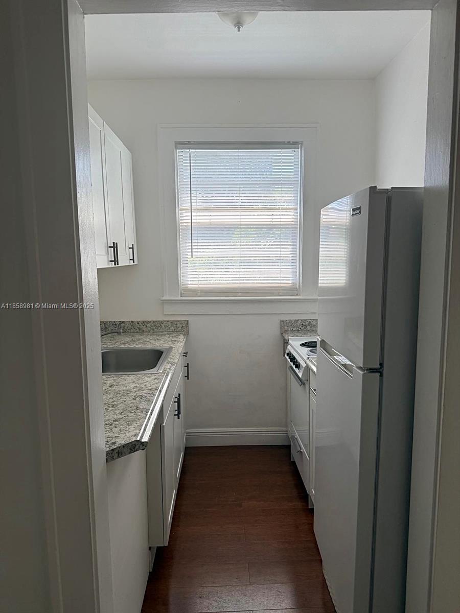 114 Antilla Ave #7