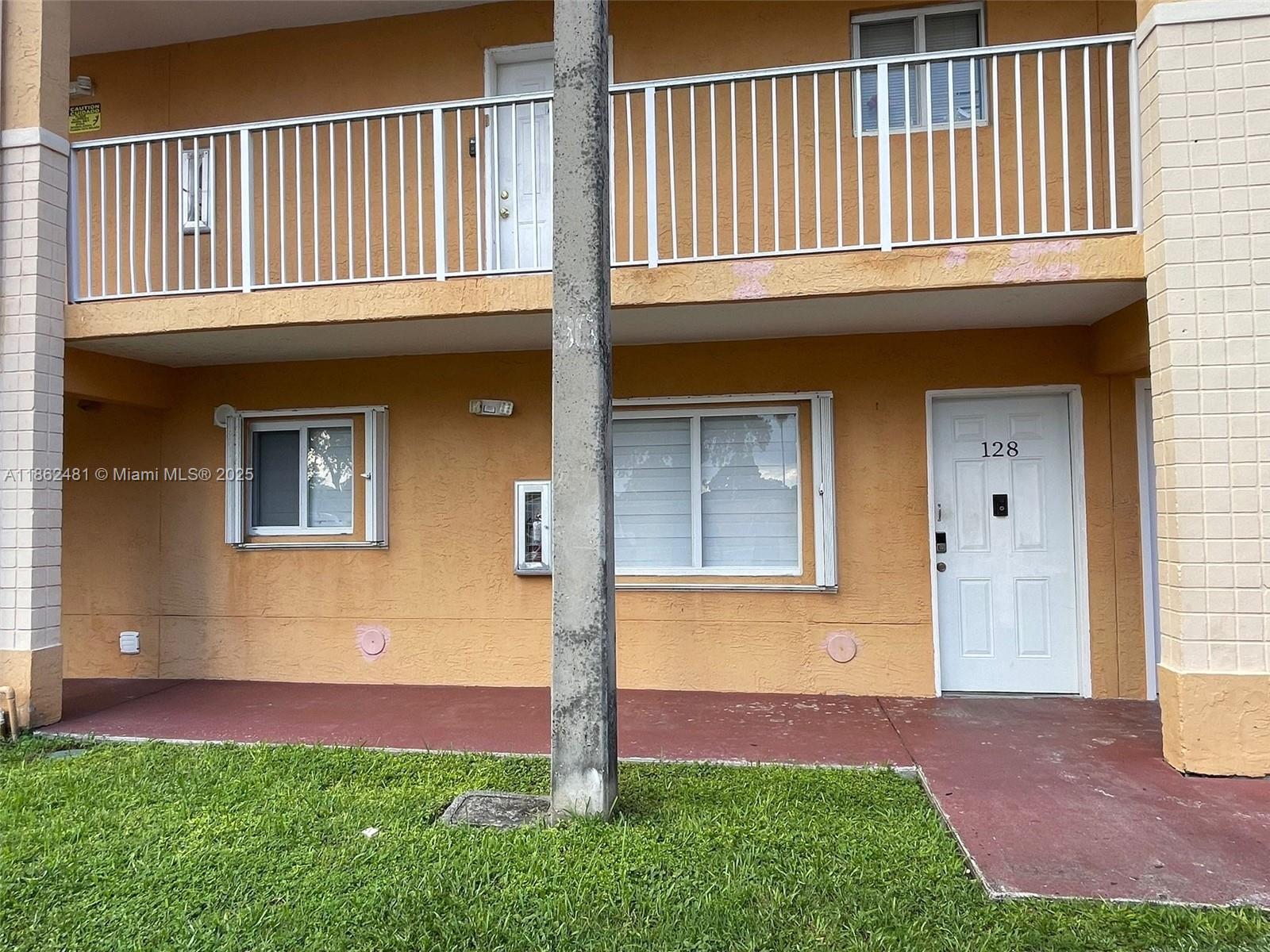 6255 Kendale Lks Cir #128