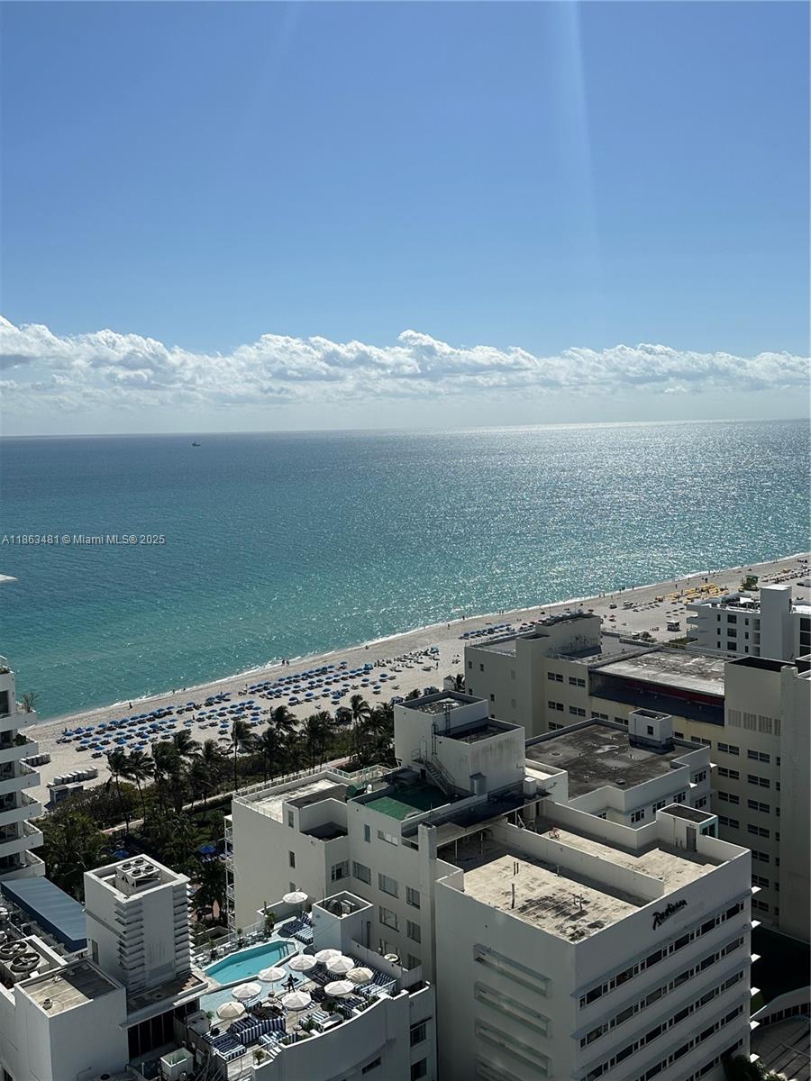 4401 Collins Ave #2108