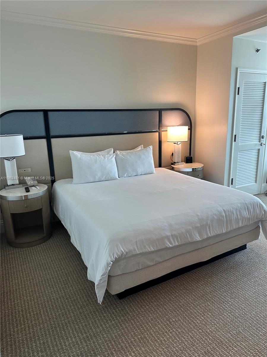 image Fontainebleau Ii Condo4