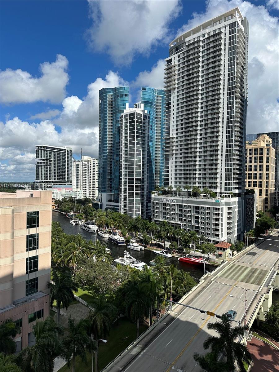 511 SE 5th Ave #1214