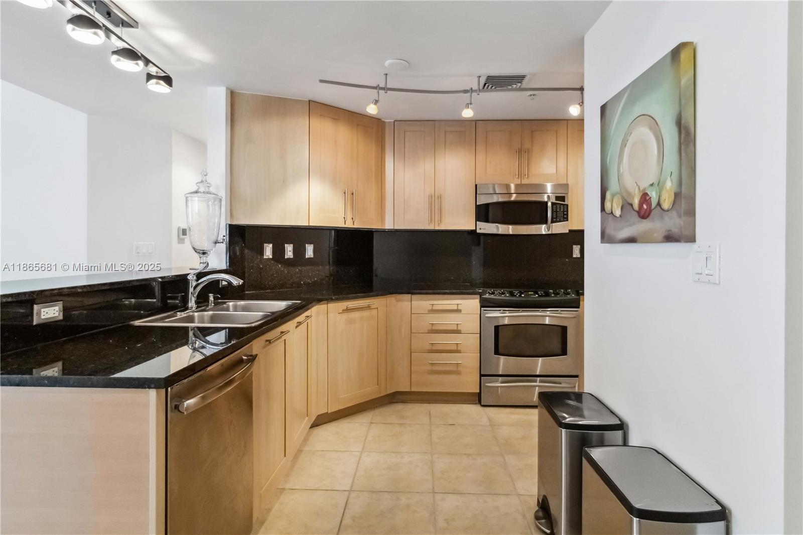 511 SE 5th Ave #1214 Fort Lauderdale, FL 33301