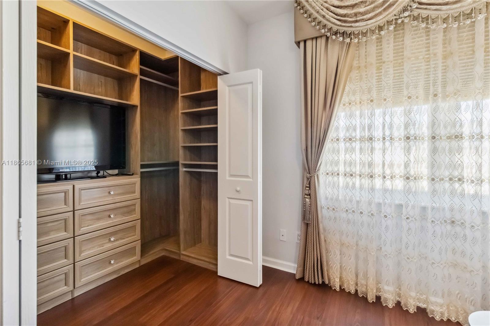 511 SE 5th Ave #1214 Fort Lauderdale, FL 33301