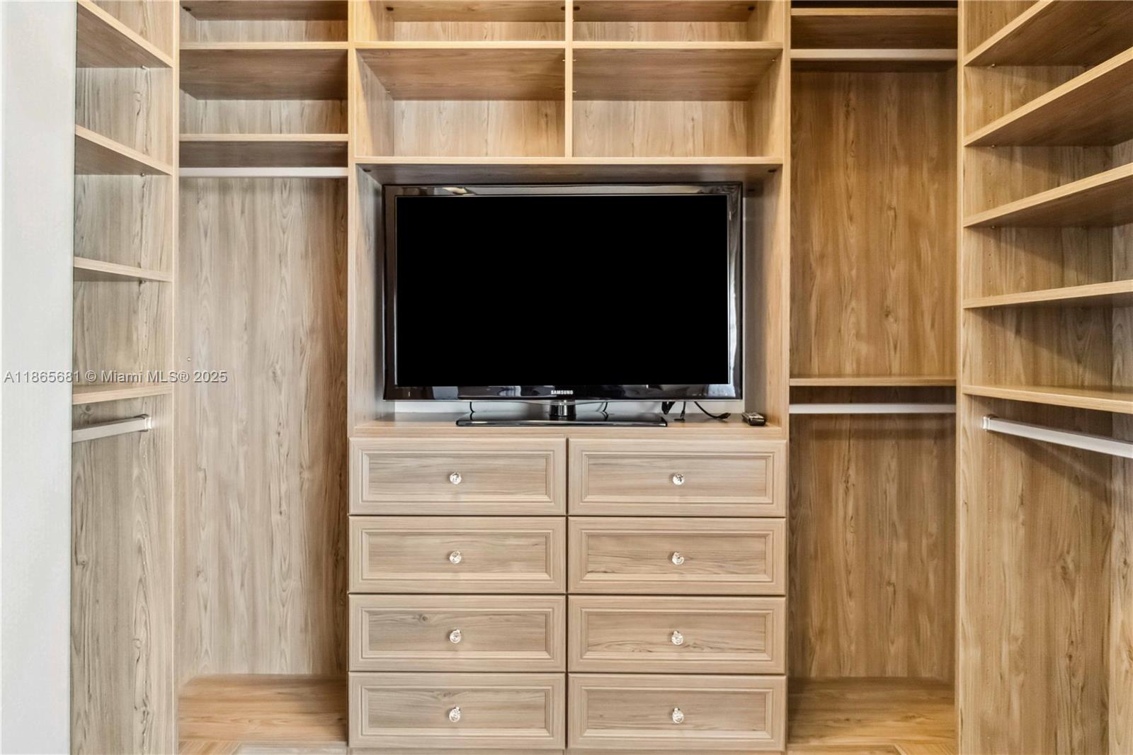 511 SE 5th Ave #1214 Fort Lauderdale, FL 33301