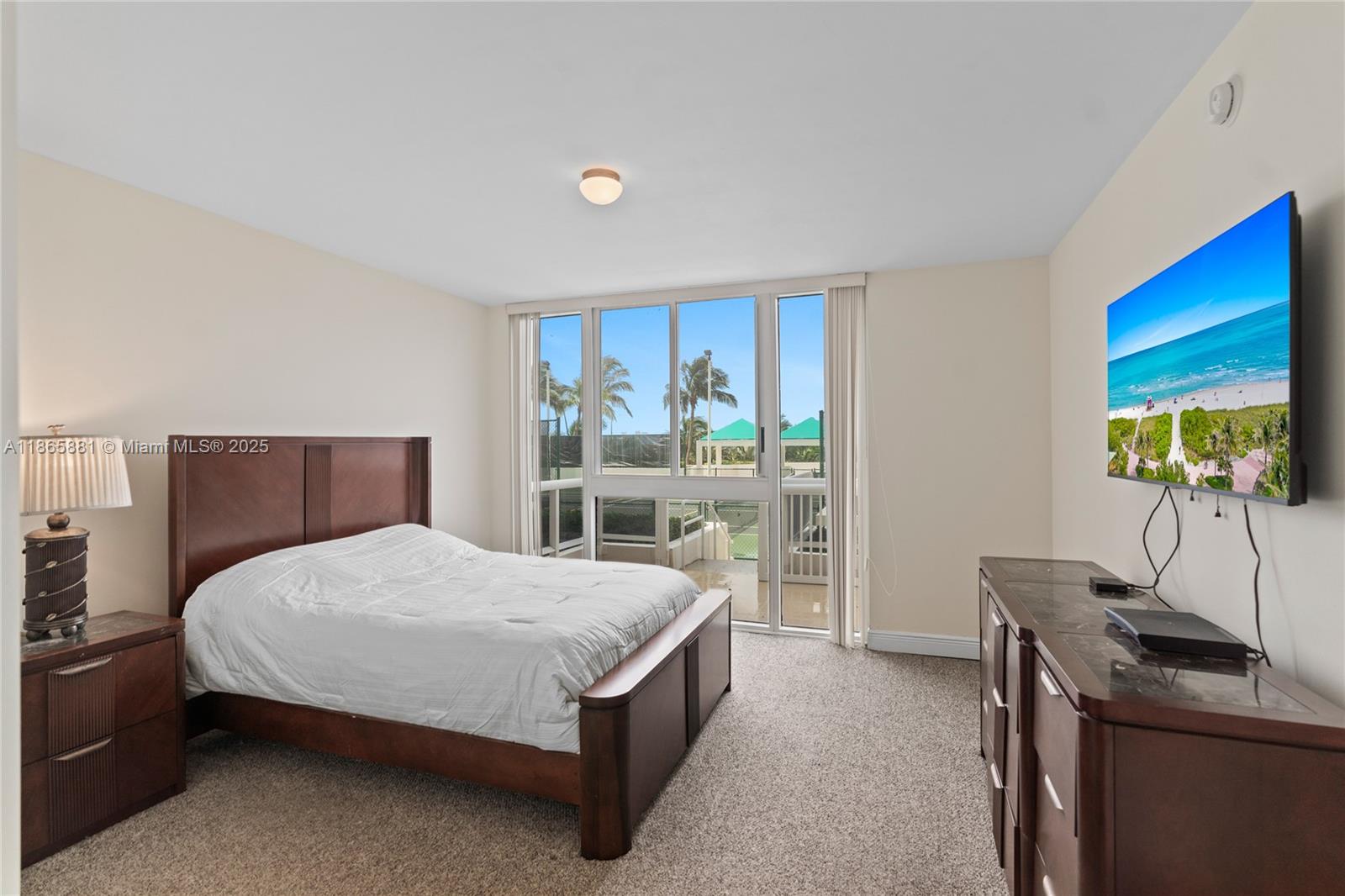 image Green Diamond Condo18
