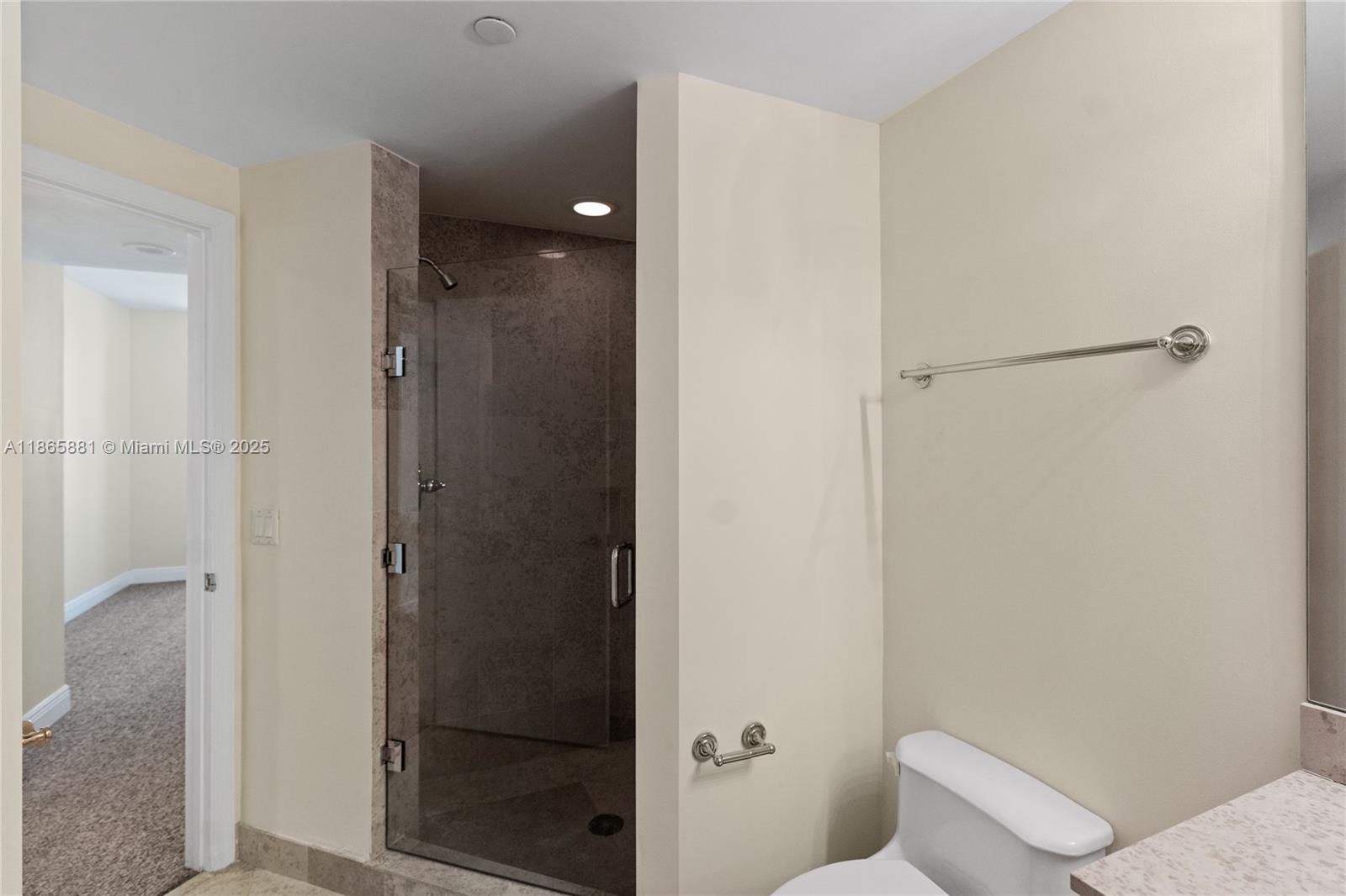 image Green Diamond Condo28