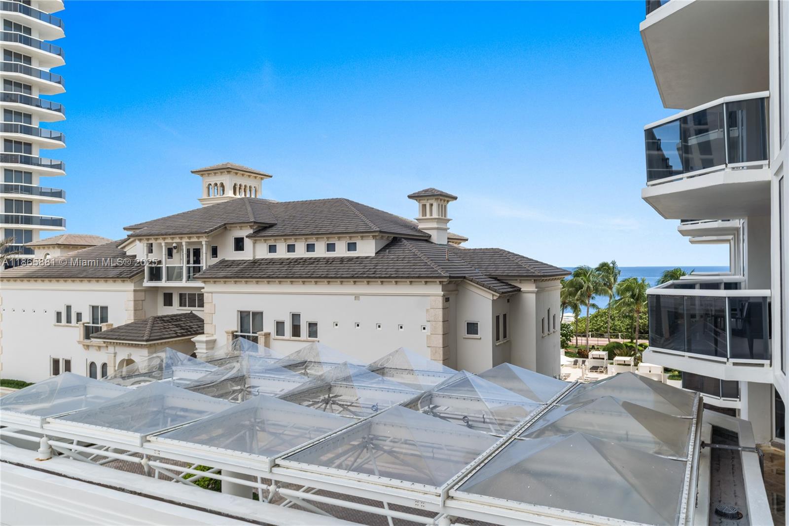image Green Diamond Condo30