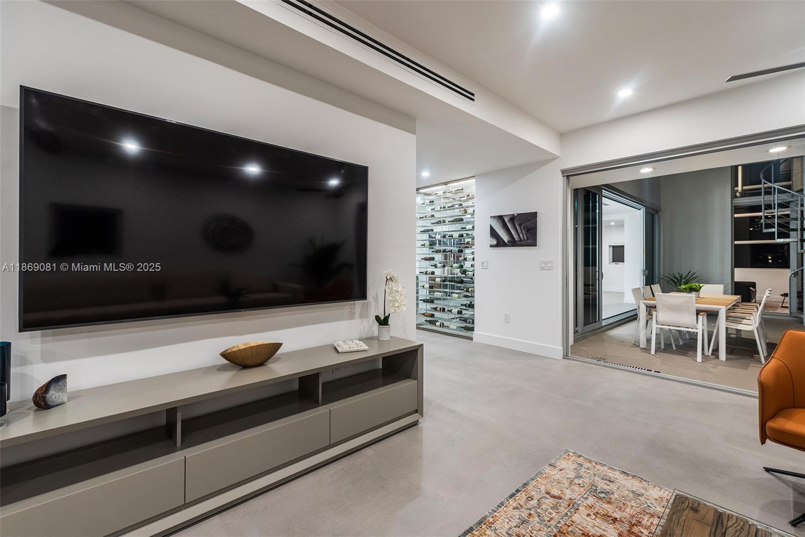 1785 Fairhaven Pl Miami, FL 33133