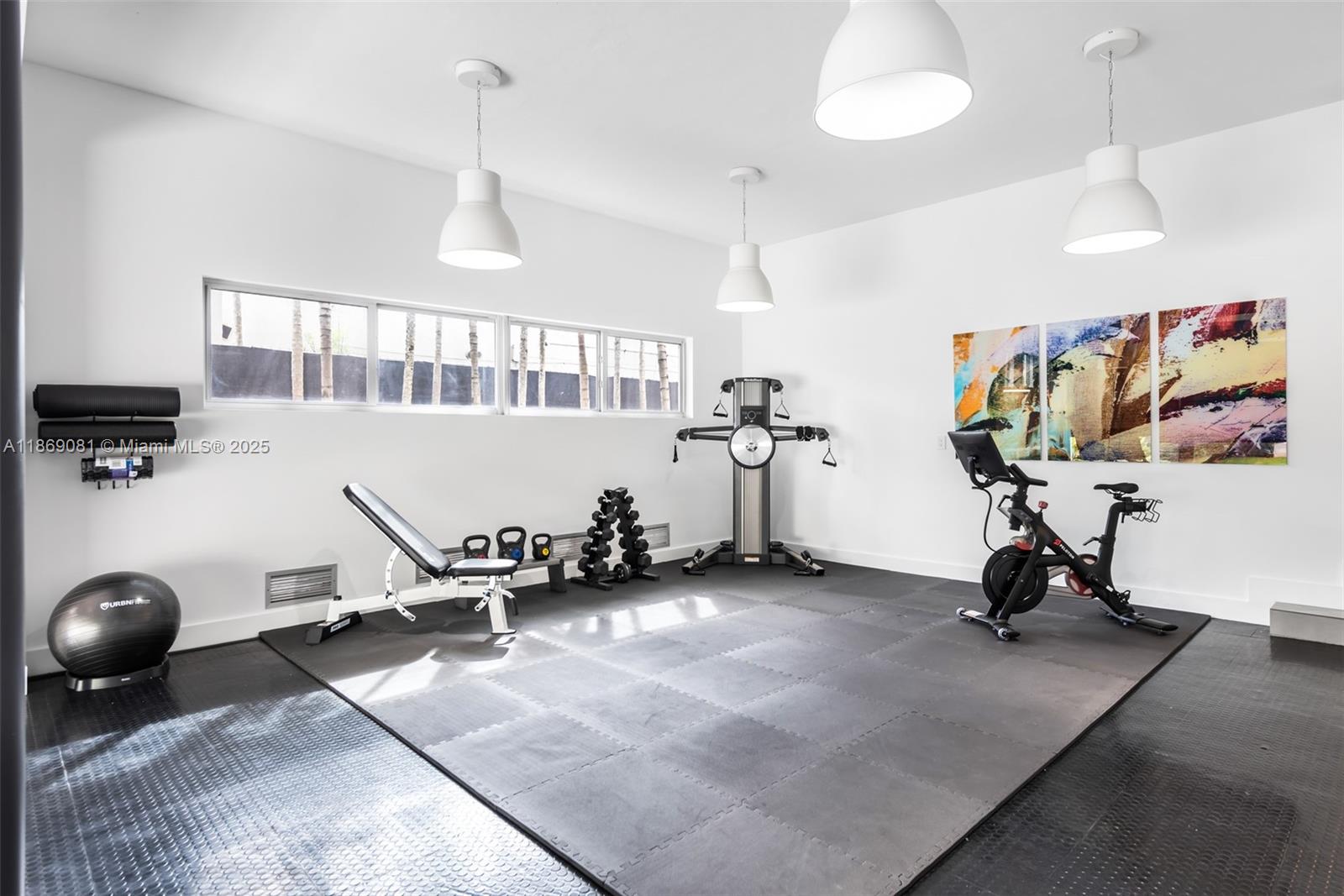 1785 Fairhaven Pl Miami, FL 33133